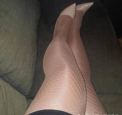 淺析肉色絲襪的經典魅力